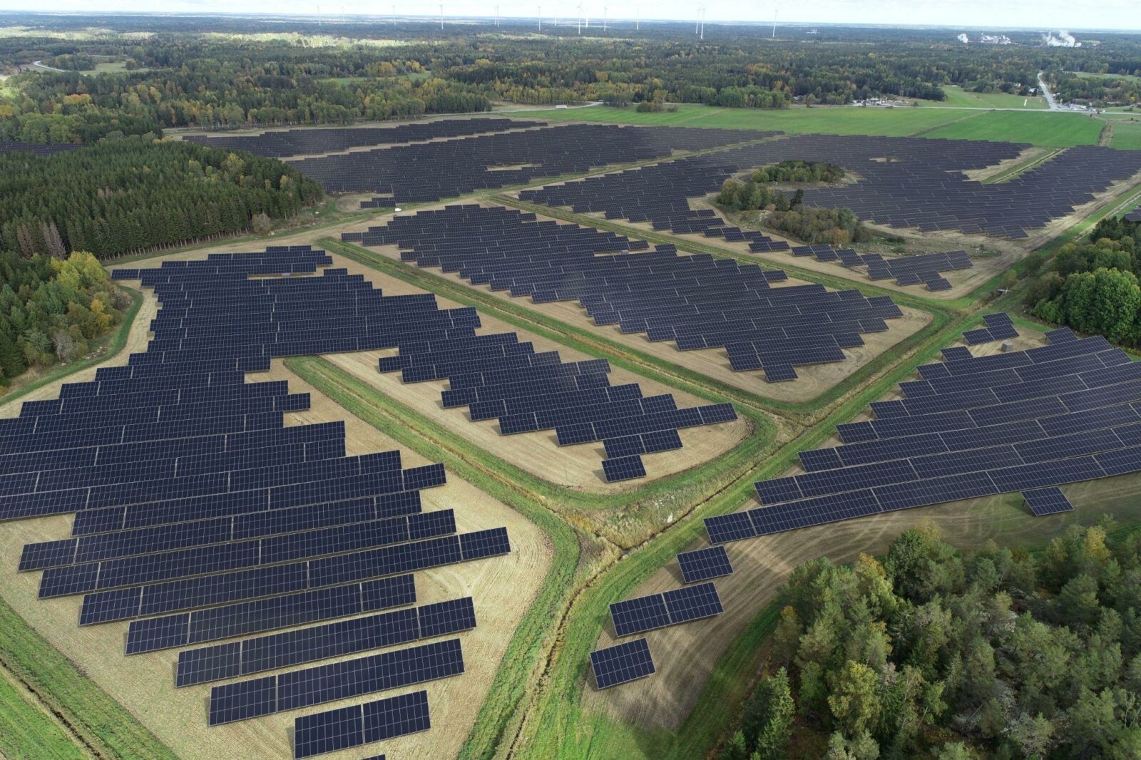 A preliminary 3D render of Axfood’s 64 MW solar park in Hallstavik, Sweden, to be constructed in the second half of 2023.